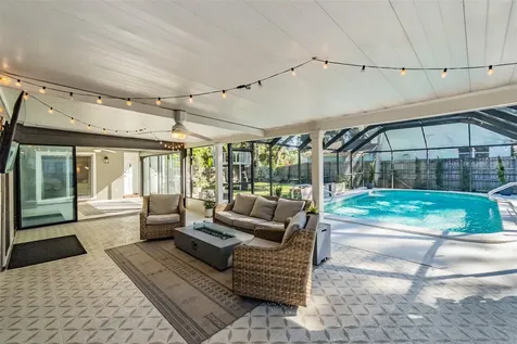 4804 W Estrella Street Tampa FL 33629