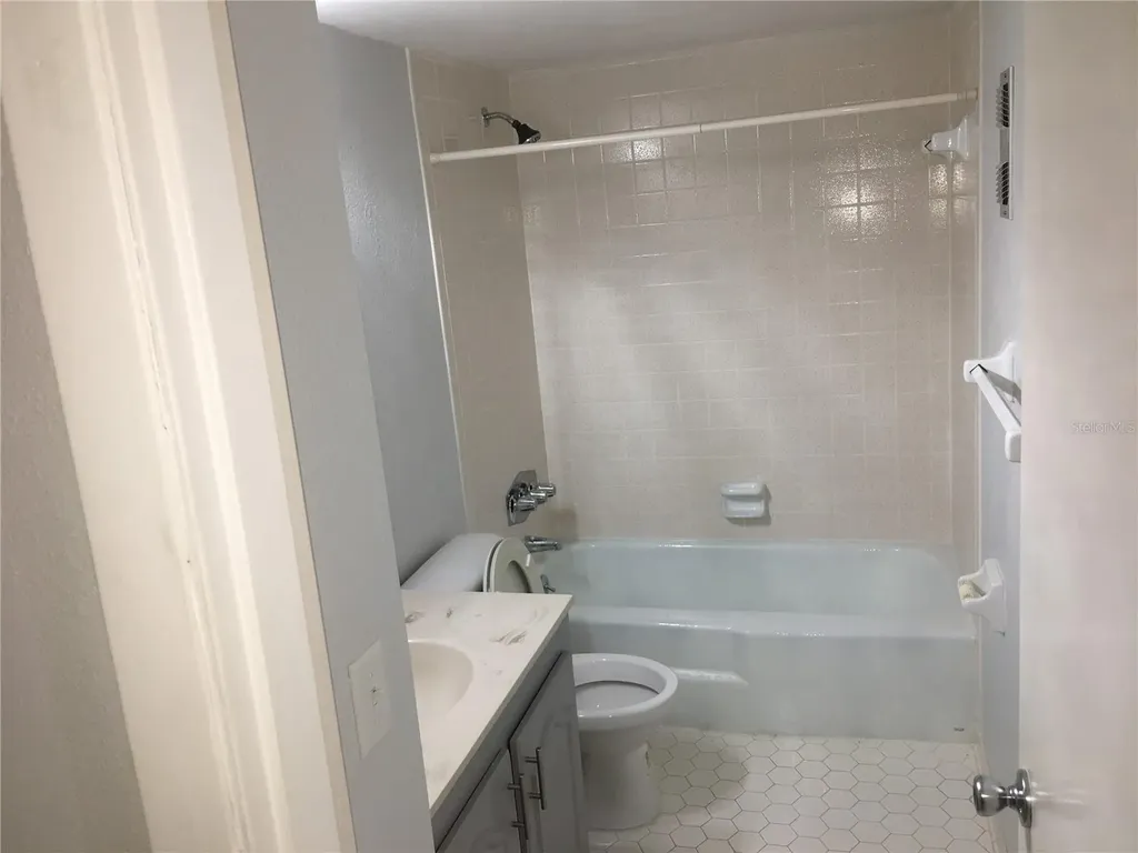 333 Lake Howard Drive NW Winter Haven FL 33880