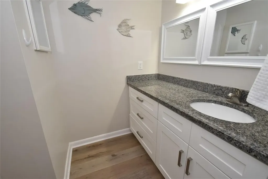 1720 Glenhouse Drive Sarasota FL 34231