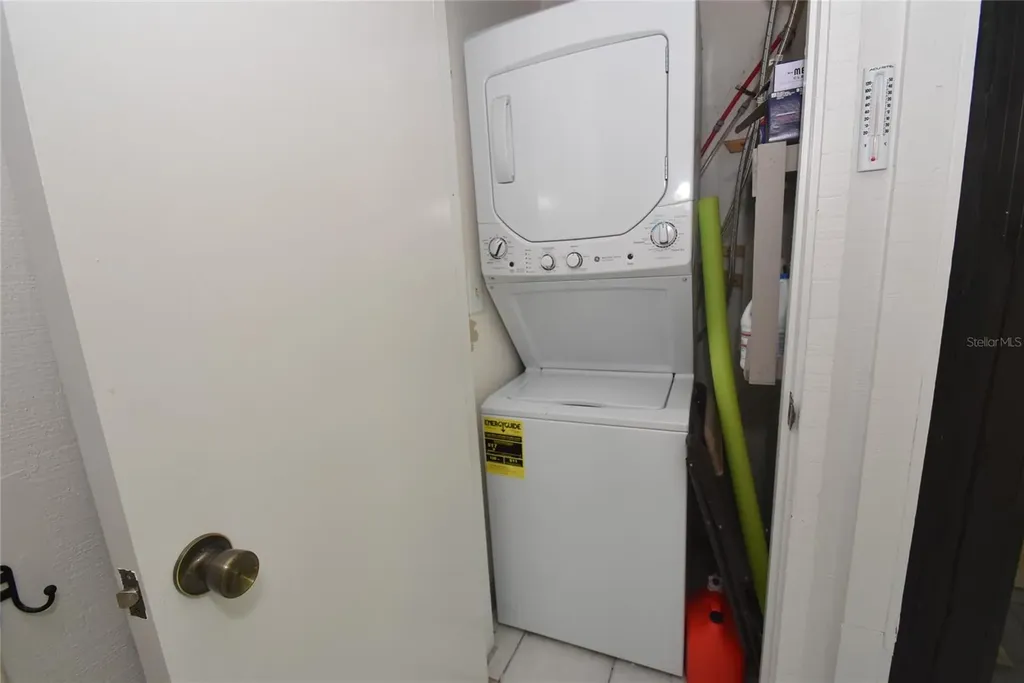 1720 Glenhouse Drive Sarasota FL 34231
