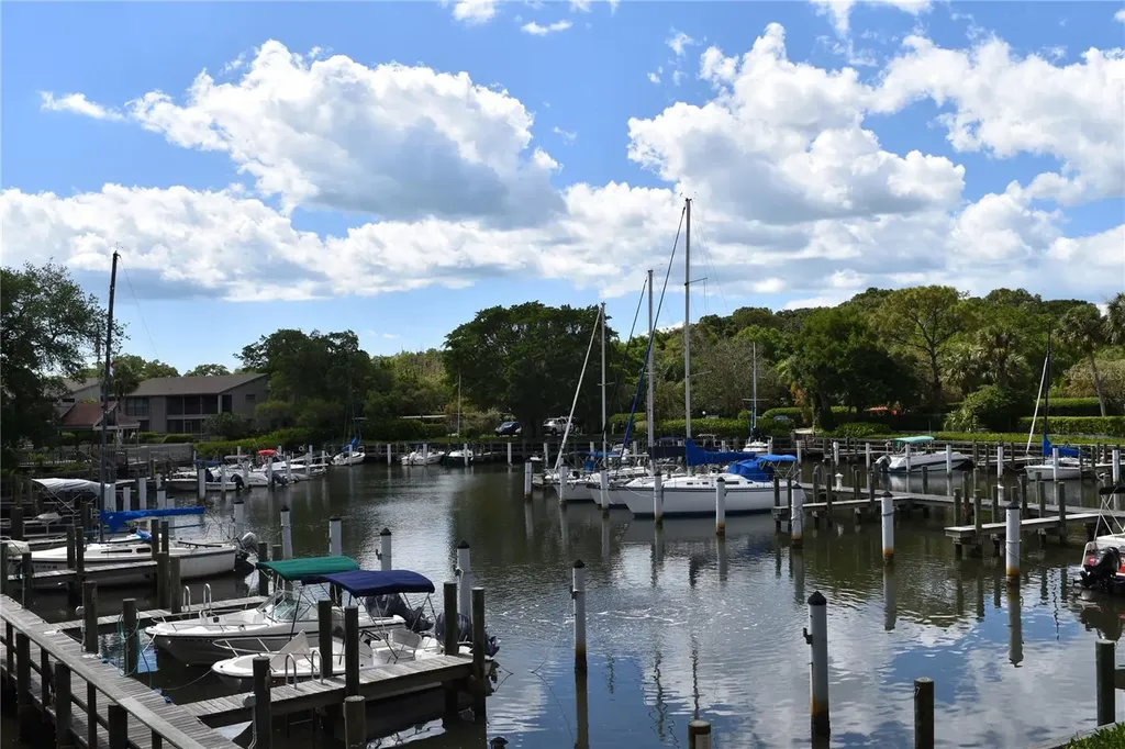 1720 Glenhouse Drive Sarasota FL 34231