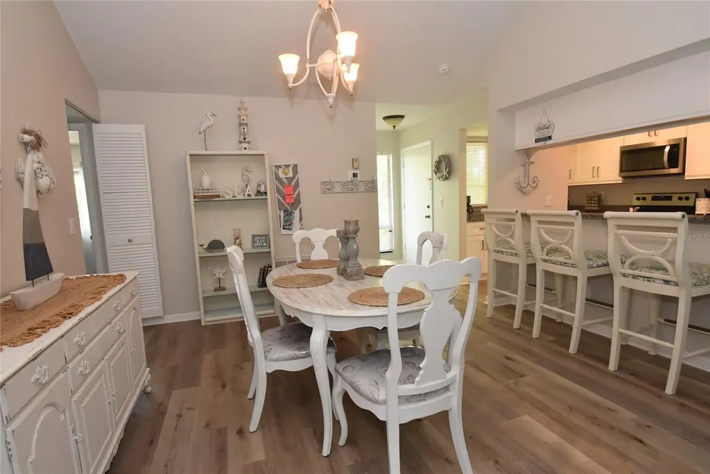 1720 Glenhouse Drive Sarasota FL 34231