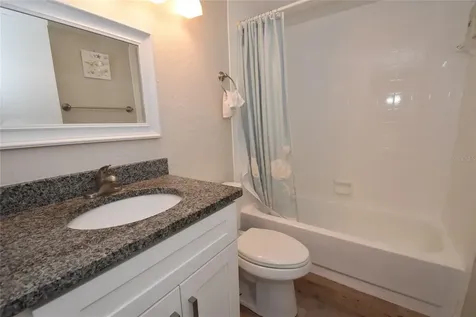 1720 Glenhouse Drive Sarasota FL 34231