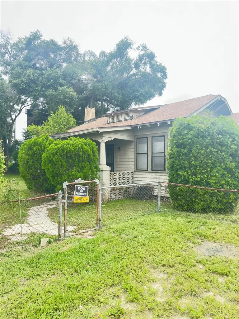6702 N Harer Street Tampa FL 33604