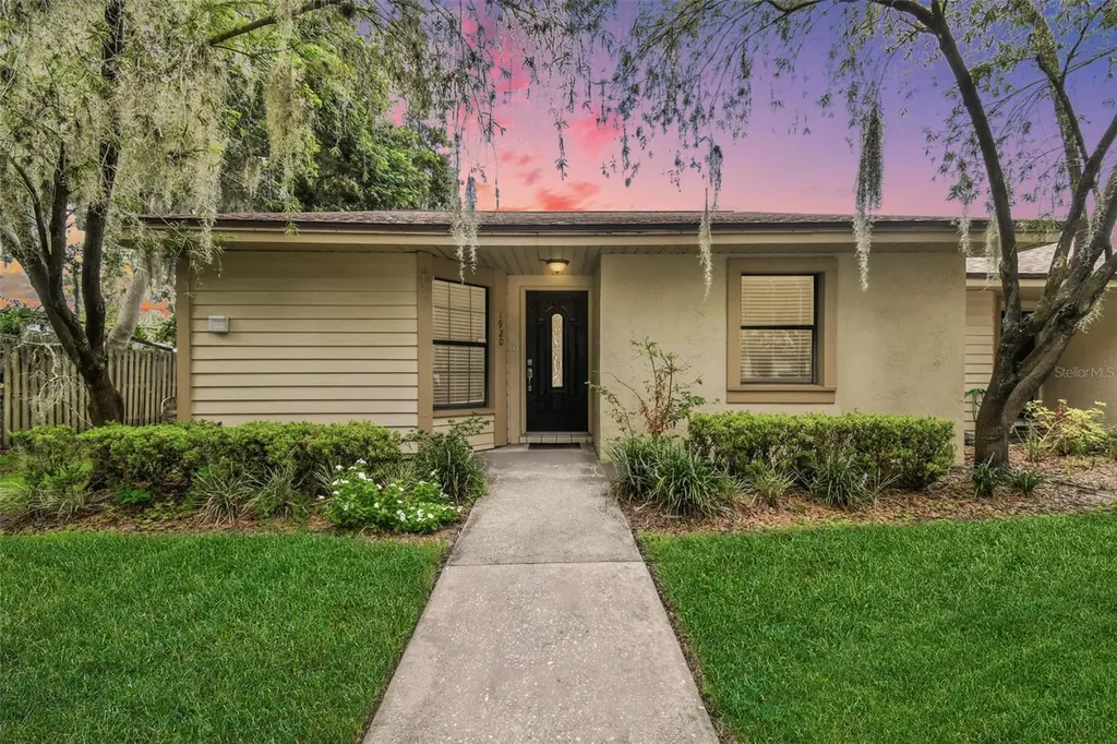 1920 Cedar Run Court Plant City FL 33563