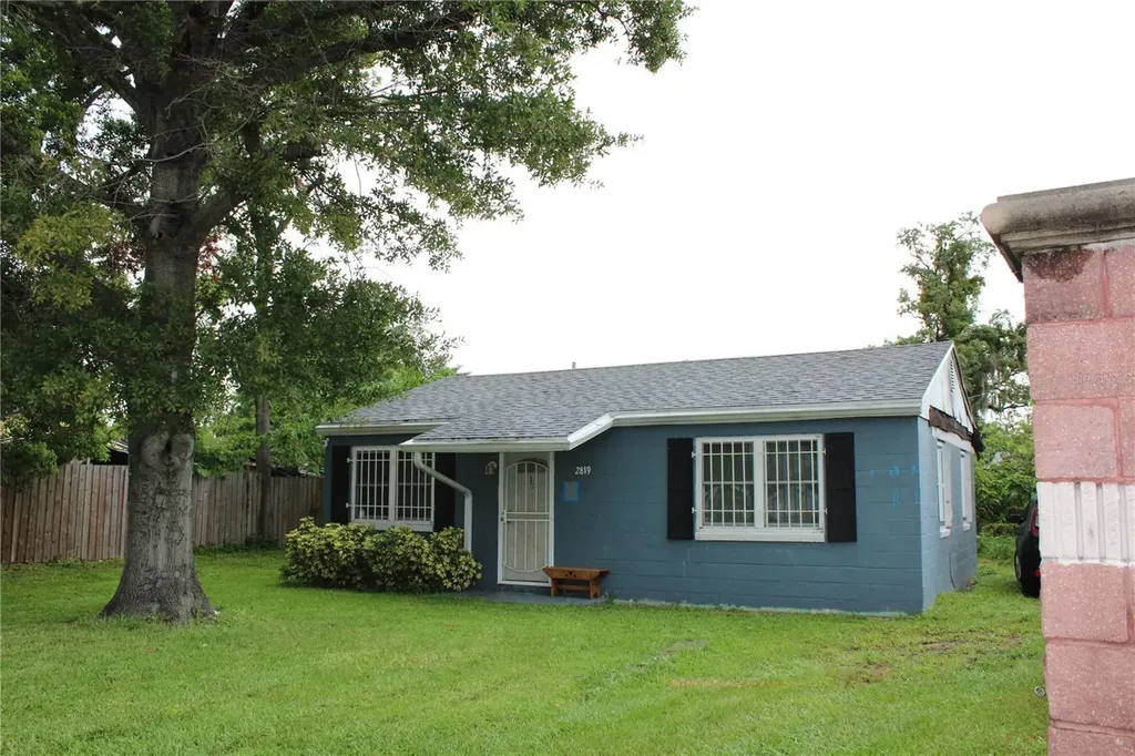 2819 W Livingston Street Orlando FL 32805