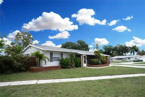 6171 24th Avenue N St Petersburg FL 33710