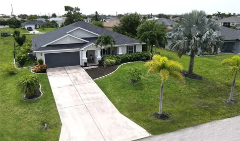 613 NW 18th Avenue Cape Coral FL 33993