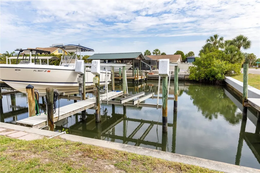 6504 Abaco Drive Apollo Beach FL 33572