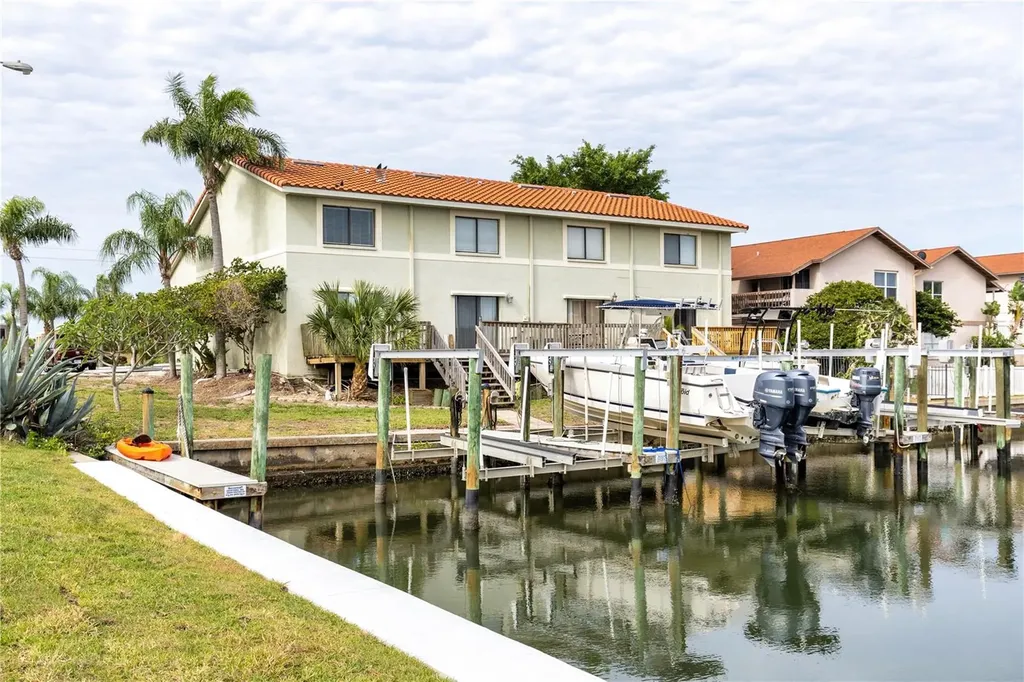 6504 Abaco Drive Apollo Beach FL 33572