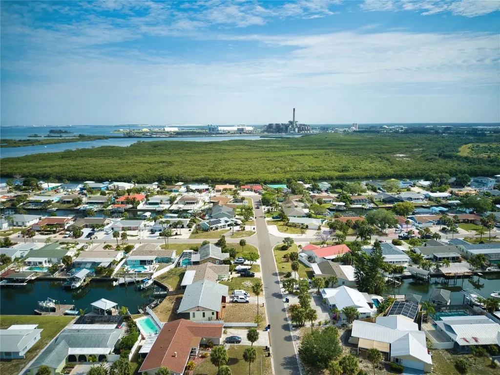 6504 Abaco Drive Apollo Beach FL 33572