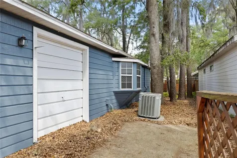 12324 NW 8th Place Newberry FL 32669