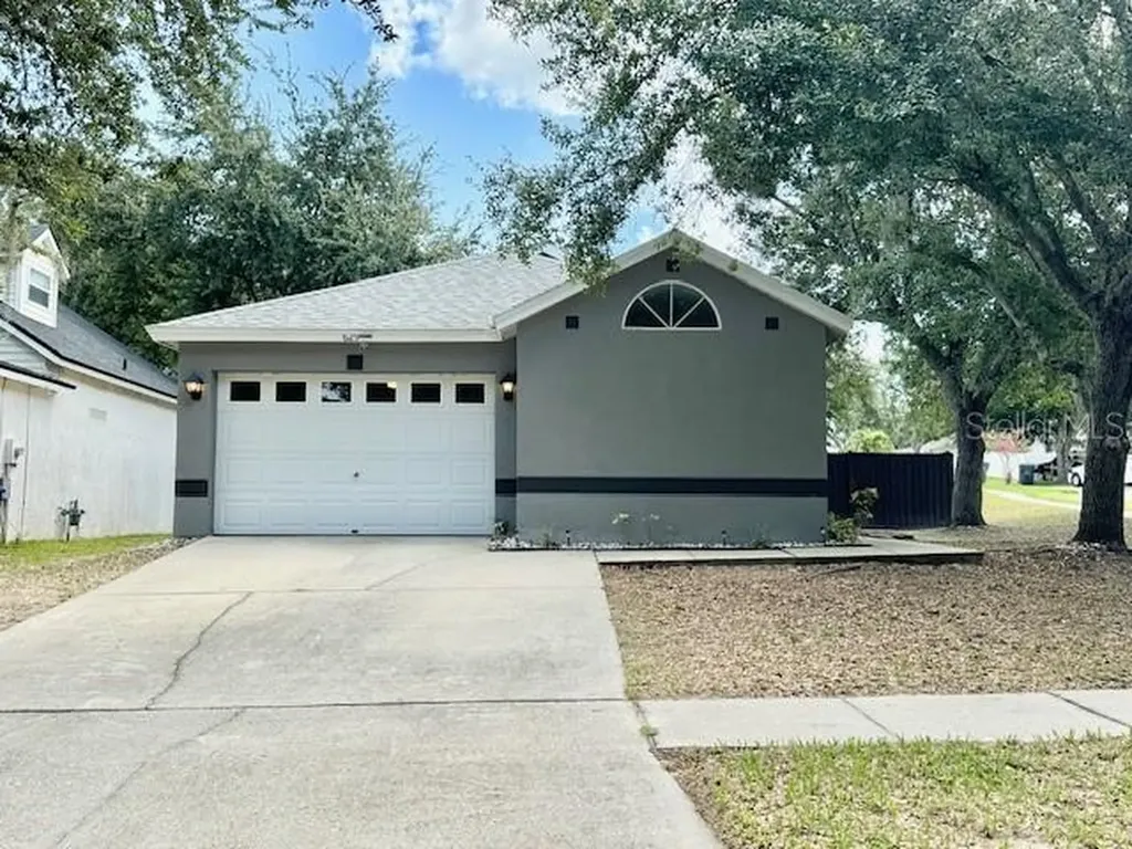 629 Cape Cod Circle Valrico FL 33594