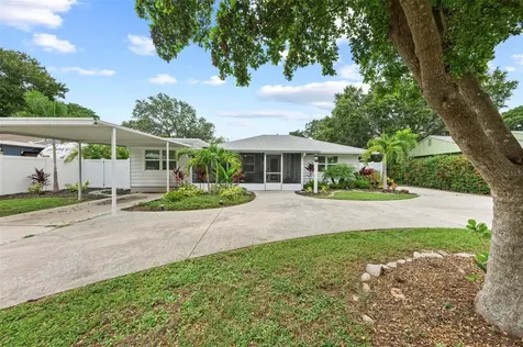 2751 Nancy Street Sarasota FL 34237