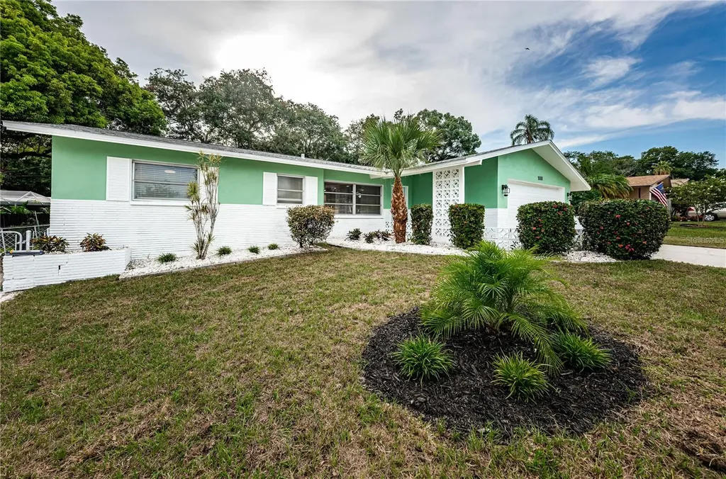 1008 S Highland Avenue Clearwater FL 33756