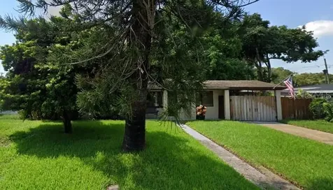 4459 Porpoise Drive SE St Petersburg FL 33705