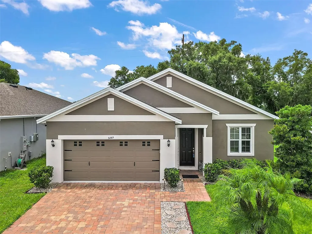 9289 Halsey Drive Groveland FL 34736