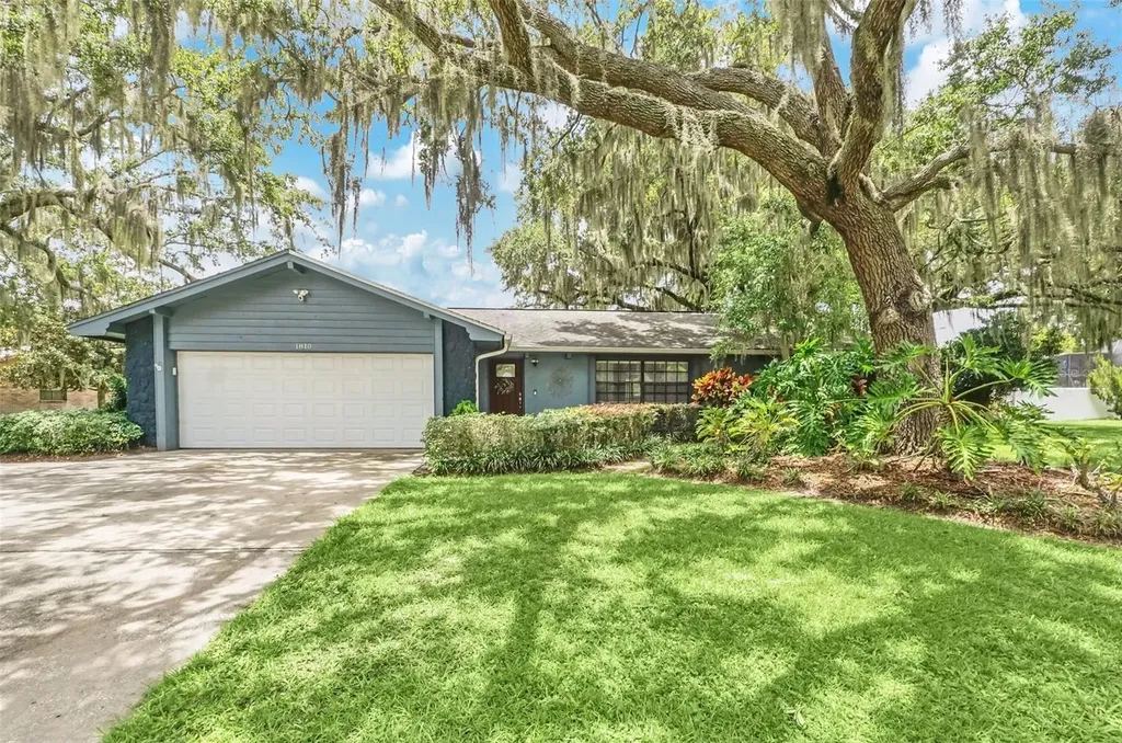 1810 King Edward Drive Kissimmee FL 34744