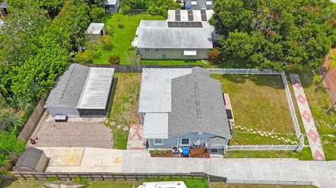 858 41st Avenue N St Petersburg FL 33703