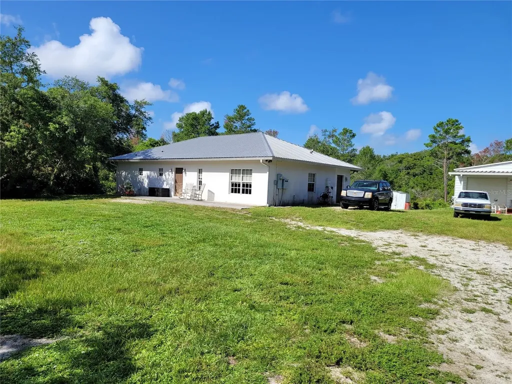 35275 NE 7th Drive Okeechobee FL 34972