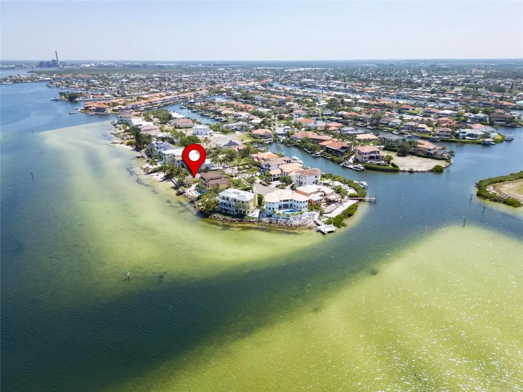 1013 Symphony Isles Boulevard Apollo Beach FL 33572