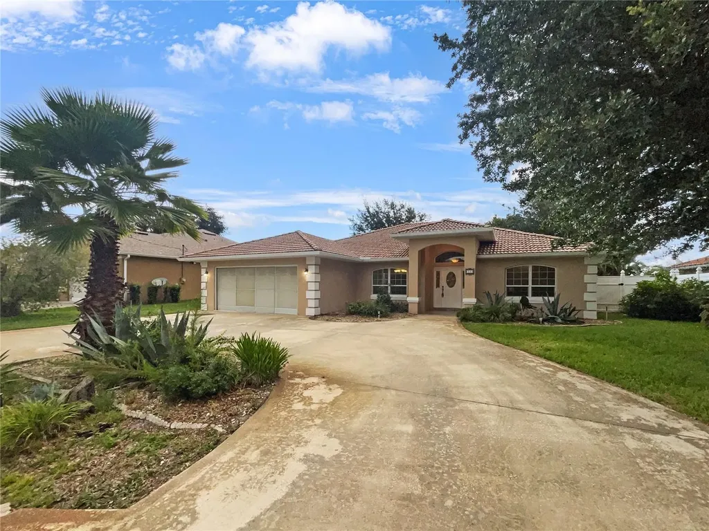 11 Fairchild Lane Palm Coast FL 32137