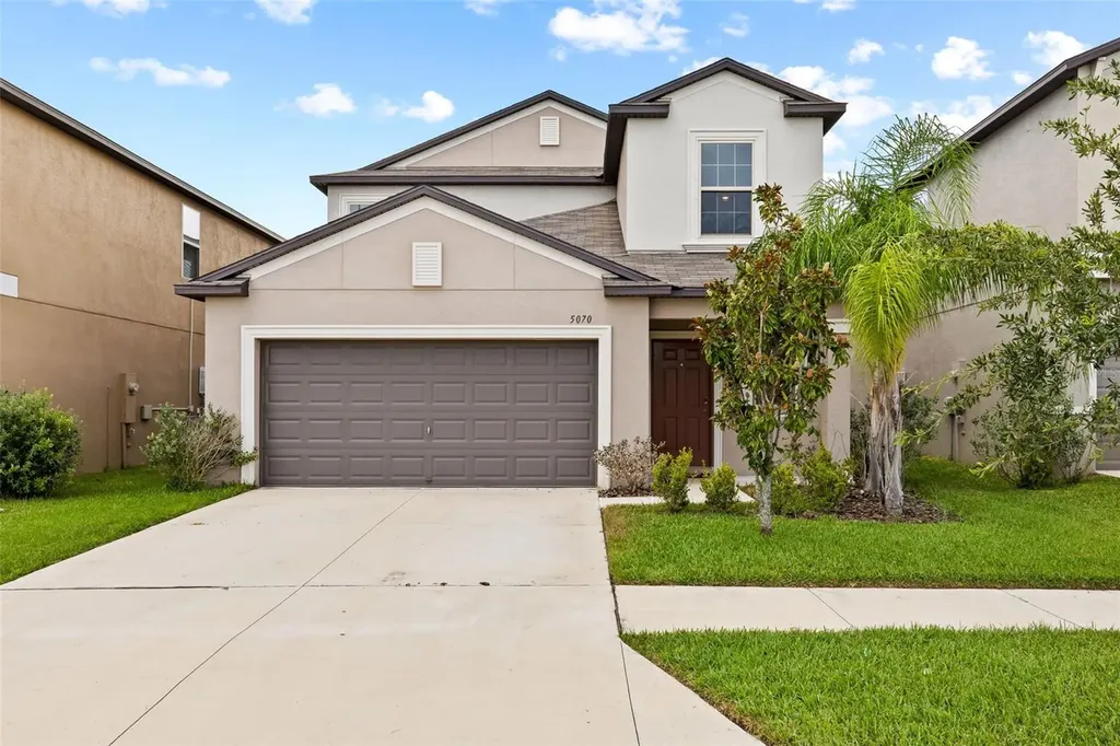 5070 White Chicory Drive Apollo Beach FL 33572