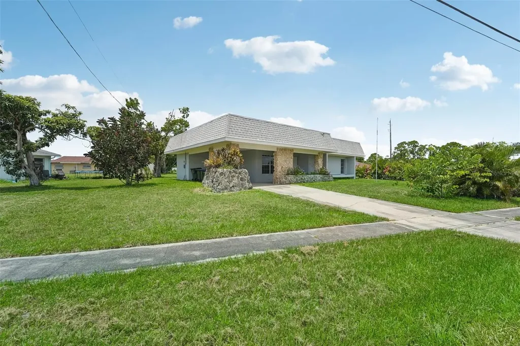 6301 Talbot Street North Port FL 34287