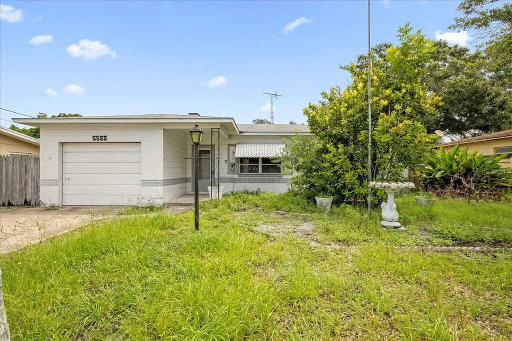 5555 Lown Street N St Petersburg FL 33714