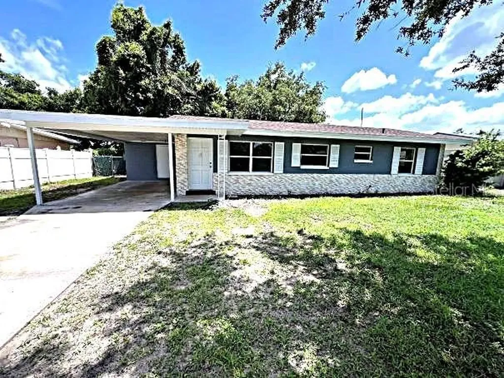 520 Avenue L SE Winter Haven FL 33880