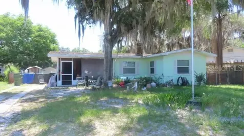 904 Oak Drive Leesburg FL 34748