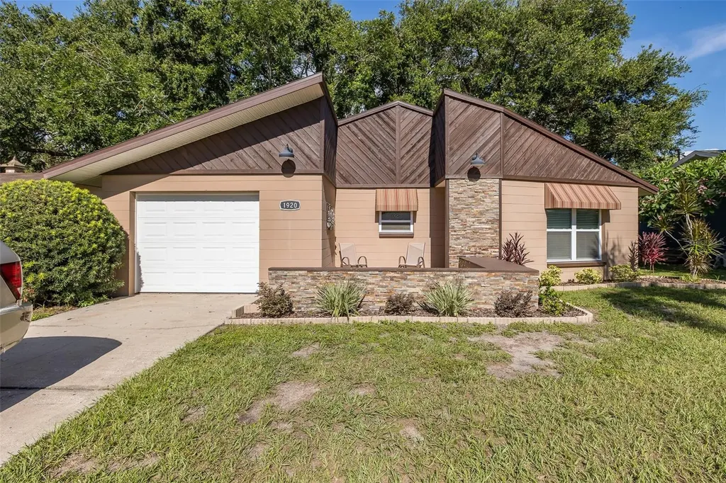 1920 Albany Drive Clearwater FL 33763