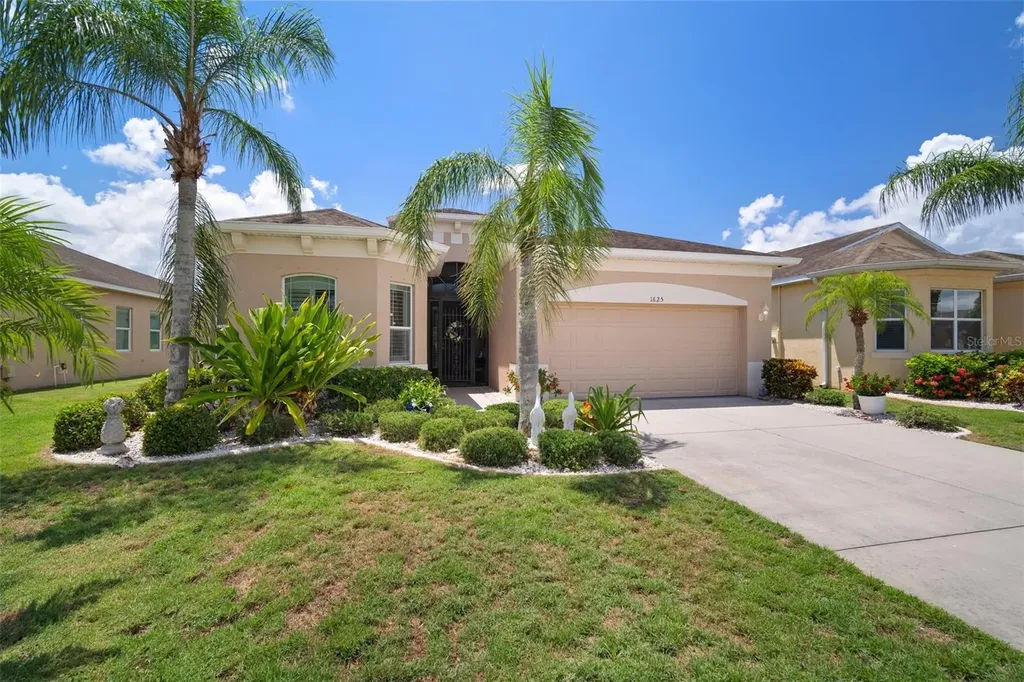 1625 Emerald Dunes Drive Sun City Center FL 33573