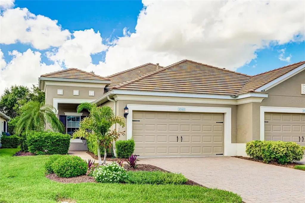 4940 Maymont Park Circle Bradenton FL 34203