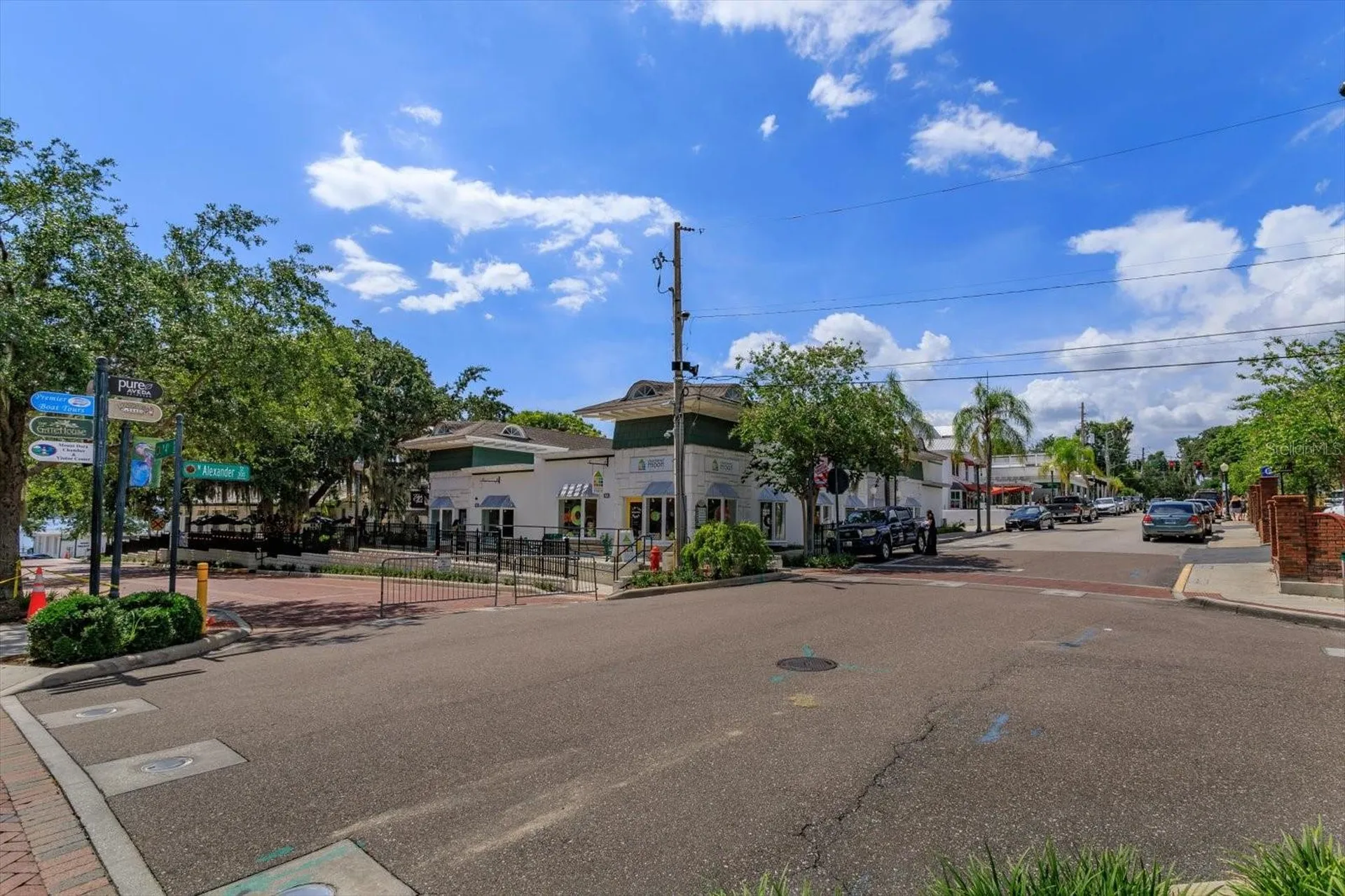 237 W 4th Avenue Mount Dora FL 32757