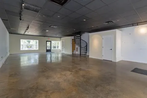 237 W 4th Avenue Mount Dora FL 32757