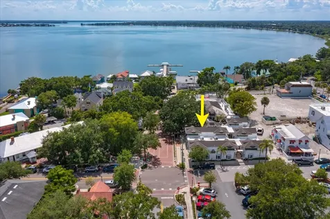 237 W 4th Avenue Mount Dora FL 32757
