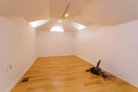 237 W 4th Avenue Mount Dora FL 32757