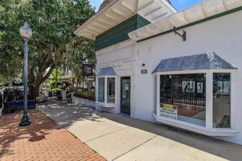 237 W 4th Avenue Mount Dora FL 32757
