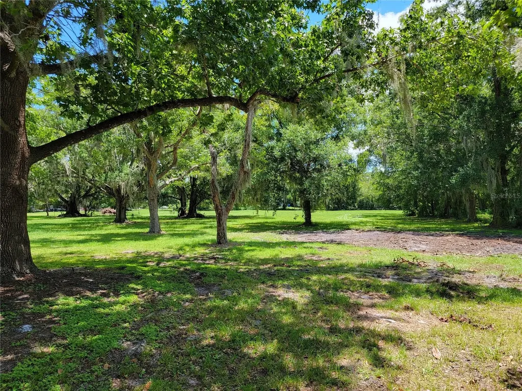 2351 Canoe Creek Road St Cloud FL 34769