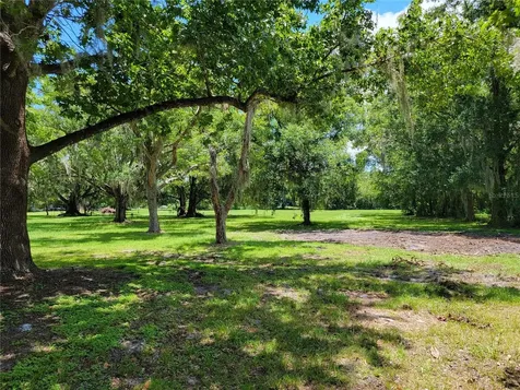 2351 Canoe Creek Road St Cloud FL 34769