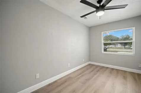 4576 22nd Avenue N St Petersburg FL 33713