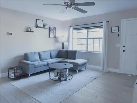 6409 Breezewood Street Orlando FL 32818