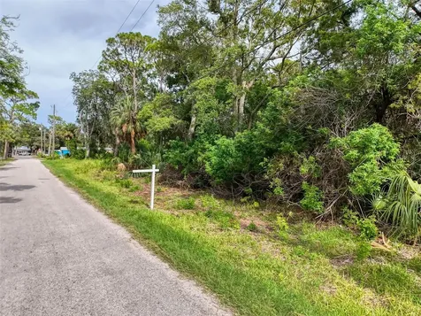 Lot 8 Nowiki Avenue Hudson FL 34667