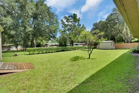 21 Poinsettia Drive Deland FL 32724