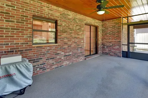 21 Poinsettia Drive Deland FL 32724