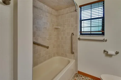 21 Poinsettia Drive Deland FL 32724