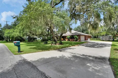 21 Poinsettia Drive Deland FL 32724