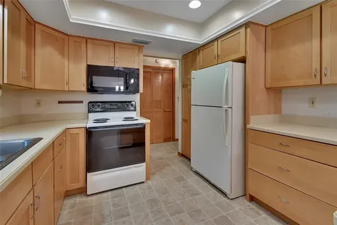 21 Poinsettia Drive Deland FL 32724
