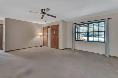 21 Poinsettia Drive Deland FL 32724